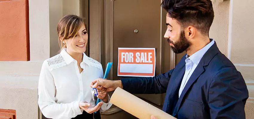 How We Calculate Your Online Estate Agent Offer in Lindenhurst, NY?
