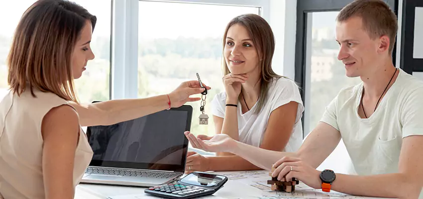 Situations Where Selling Your Apartment is Most Practical in Lindenhurst, NY
