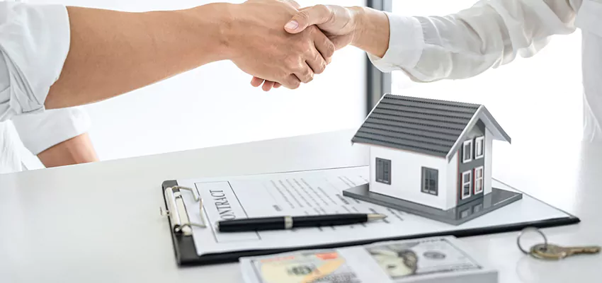 How We Determine Your Sell House Before Foreclosure Offer in Lindenhurst, NY?