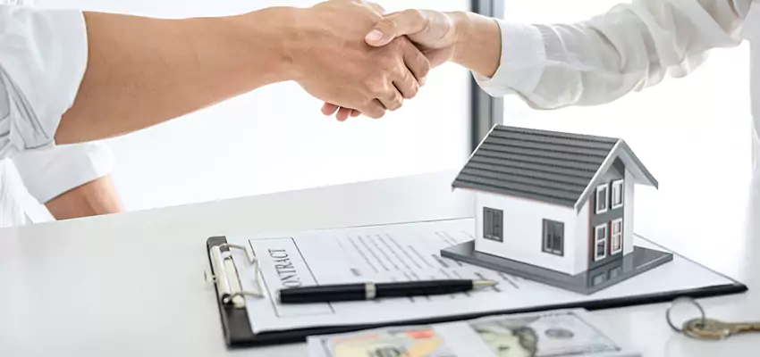How Our Sell House With Liens Model Works in Lindenhurst, NY?