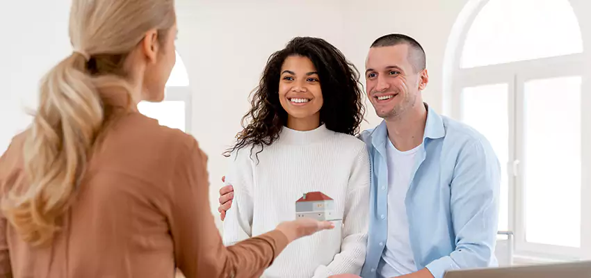 How We Calculate Your Sell House Without Closing Costs Offer in Lindenhurst, NY?
