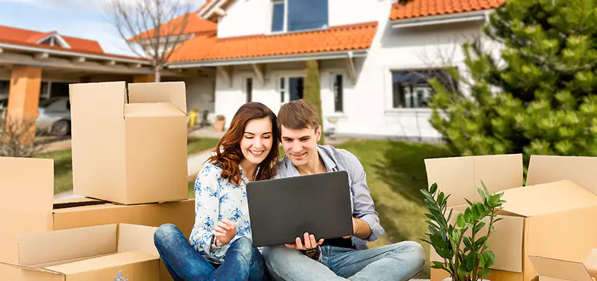 How We Determine Your Sell Townhouse Offer in Lindenhurst, NY?