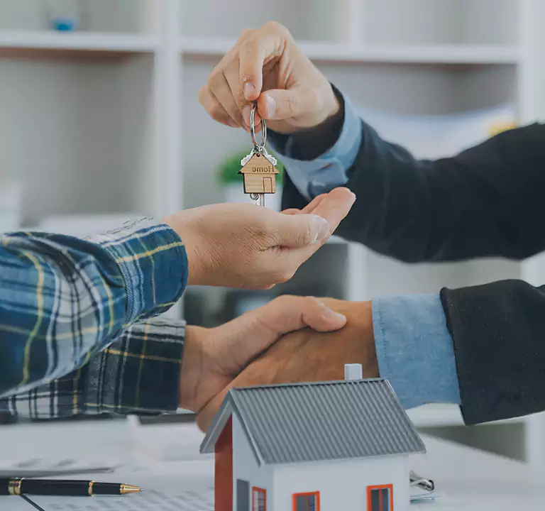 Why Choose Lindenhurst Home Buyers to Sell Inherited House in Lindenhurst, NY?